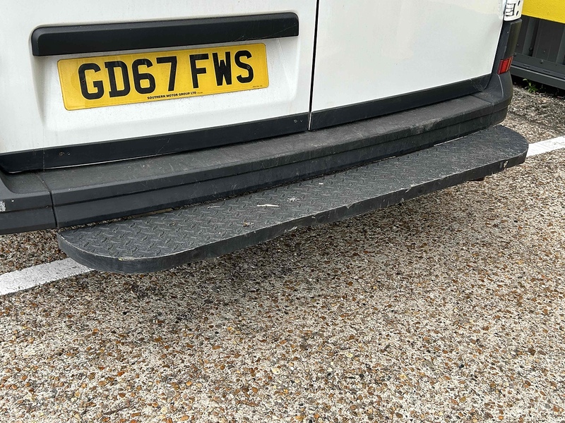 Volkswagen TDI CR35 BlueMotion Tech Trendline Panel Van 2.0 Manual Diesel