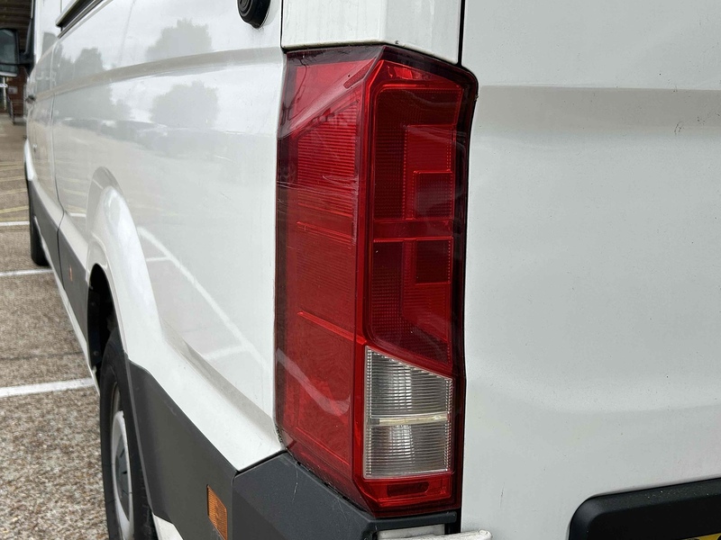 Volkswagen TDI CR35 BlueMotion Tech Trendline Panel Van 2.0 Manual Diesel