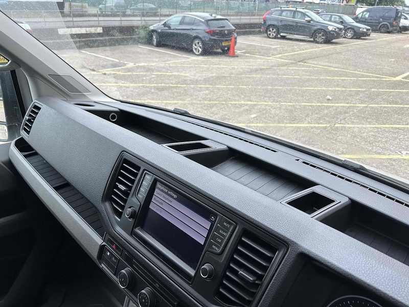 Volkswagen TDI CR35 BlueMotion Tech Trendline Panel Van 2.0 Manual Diesel