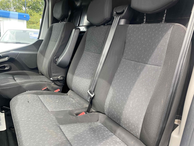 Vauxhall CDTi 3500 BiTurbo Edition Panel Van 2.3 Manual Diesel