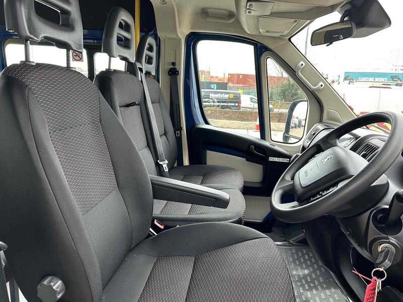Peugeot BlueHDi 440 2.0 4dr Minibus (9-17 Seats) Manual Diesel Minibus (9-17 Seats) Manual Diesel Minibus (9-17 Seats) Manual Diesel