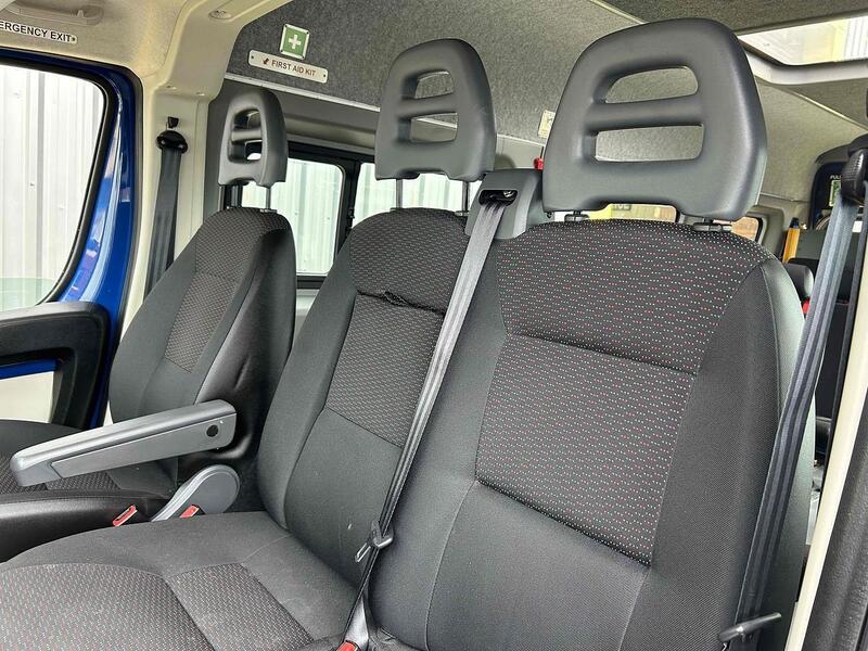 Peugeot BlueHDi 440 2.0 4dr Minibus (9-17 Seats) Manual Diesel Minibus (9-17 Seats) Manual Diesel Minibus (9-17 Seats) Manual Diesel