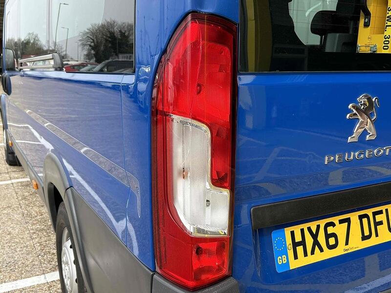 Peugeot BlueHDi 440 2.0 4dr Minibus (9-17 Seats) Manual Diesel Minibus (9-17 Seats) Manual Diesel Minibus (9-17 Seats) Manual Diesel