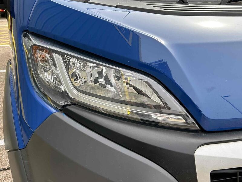 Peugeot BlueHDi 440 2.0 4dr Minibus (9-17 Seats) Manual Diesel Minibus (9-17 Seats) Manual Diesel Minibus (9-17 Seats) Manual Diesel