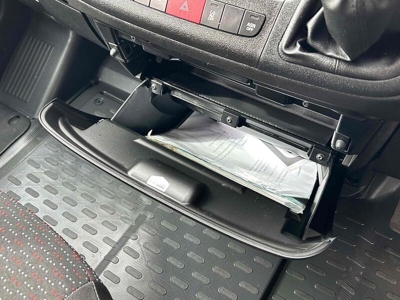 Peugeot BlueHDi 440 2.0 4dr Minibus (9-17 Seats) Manual Diesel Minibus (9-17 Seats) Manual Diesel Minibus (9-17 Seats) Manual Diesel