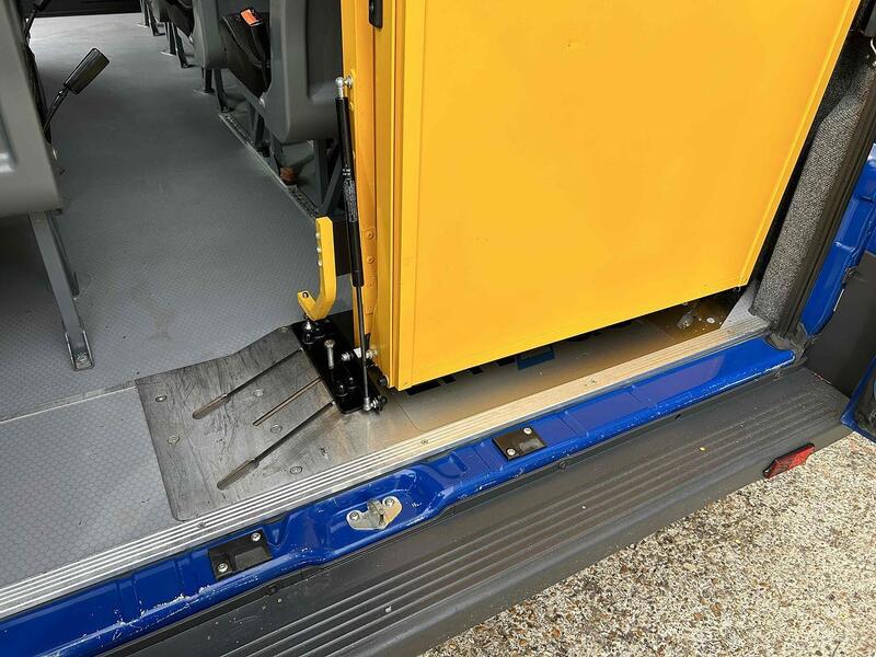 Peugeot BlueHDi 440 2.0 4dr Minibus (9-17 Seats) Manual Diesel Minibus (9-17 Seats) Manual Diesel Minibus (9-17 Seats) Manual Diesel