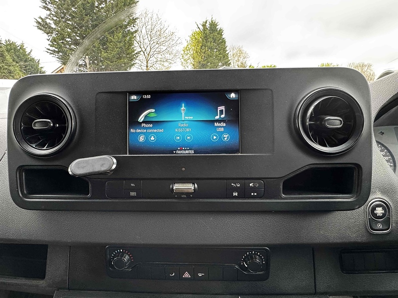 Mercedes-Benz 316 CDI 2.1 4dr Tipper Manual Diesel Tipper Manual Diesel Tipper Manual Diesel