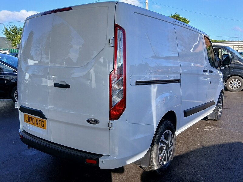 Ford 340 EcoBoost Trend Panel Van 1.0 Automatic Petrol Plug-in Hybrid