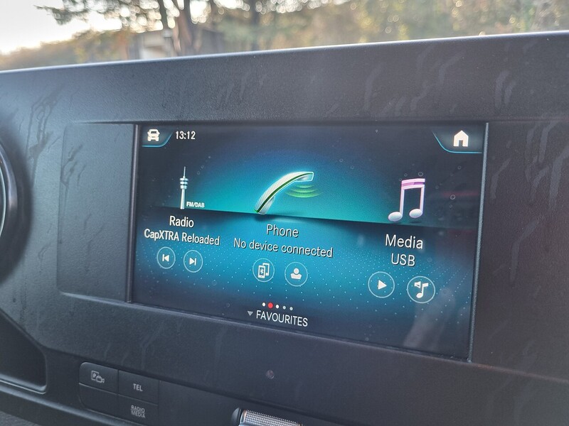 Mercedes-Benz 315 CDI Progressive Panel Van 2.0 Manual Diesel