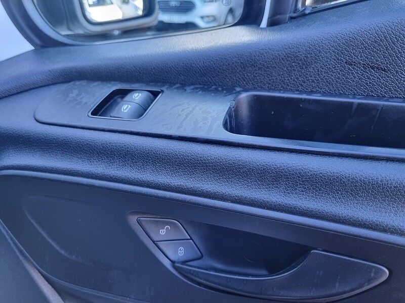 Mercedes-Benz 315 CDI Progressive Panel Van 2.0 Manual Diesel