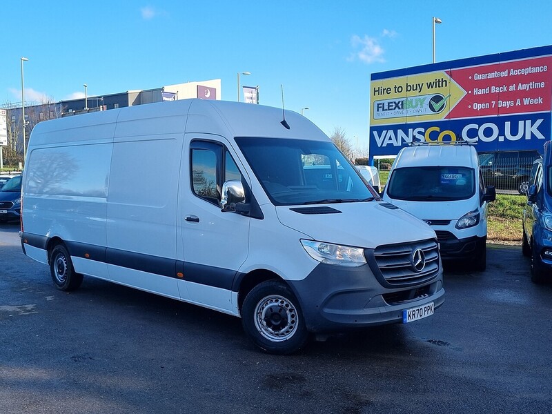 Mercedes-Benz 315 CDI Progressive Panel Van 2.0 Manual Diesel