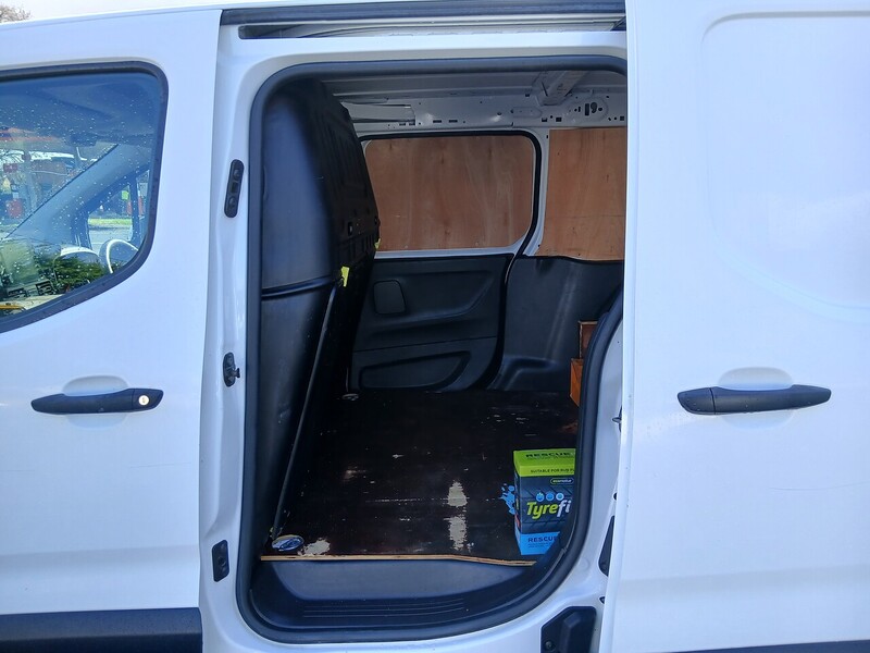 Vauxhall Turbo D 2300 Sportive Panel Van 1.5 Manual Diesel