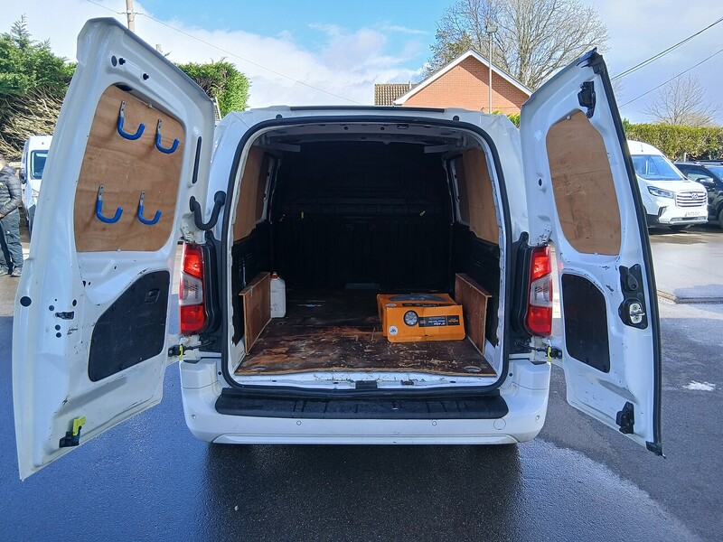 Vauxhall Turbo D 2300 Sportive Panel Van 1.5 Manual Diesel