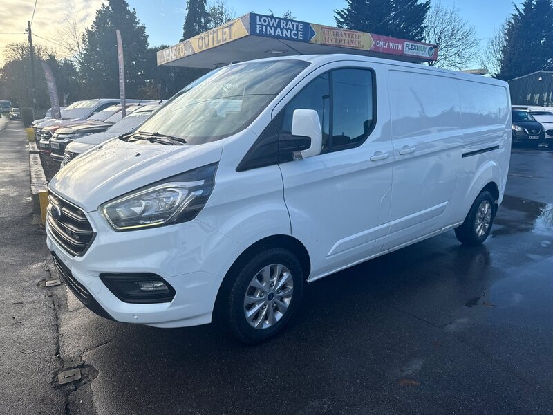 Ford 2.0 300 EcoBlue Limited Panel Van 5dr Diesel Manual L2 H1 Euro 6 (s/s) (130 ps)