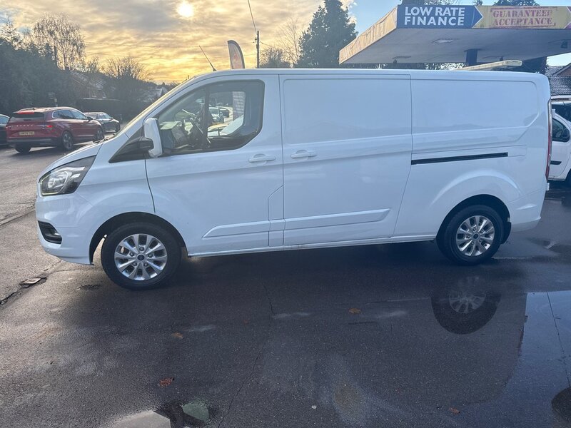 Ford 2.0 300 EcoBlue Limited Panel Van 5dr Diesel Manual L2 H1 Euro 6 (s/s) (130 ps)