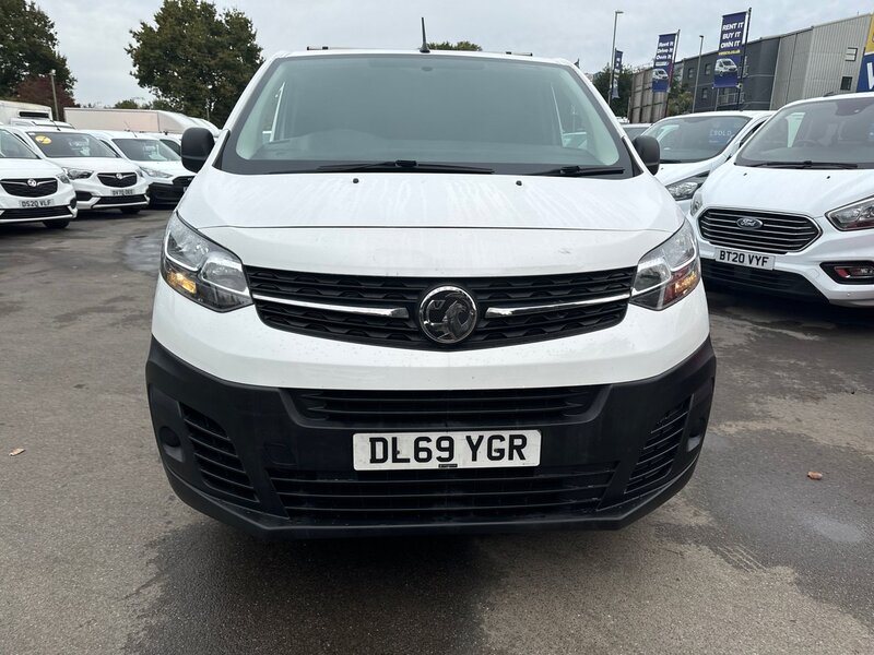 Vauxhall 1.5 Turbo D 2700 Edition Panel Van 5dr Diesel Manual L1 H1 Euro 6 (s/s) (120 ps) Panel Van Manual Diesel Panel Van Manual Diesel