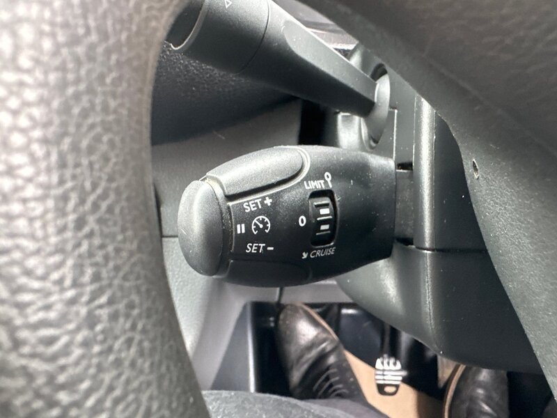 Vauxhall 1.5 Turbo D 2700 Edition Panel Van 5dr Diesel Manual L1 H1 Euro 6 (s/s) (120 ps) Panel Van Manual Diesel Panel Van Manual Diesel