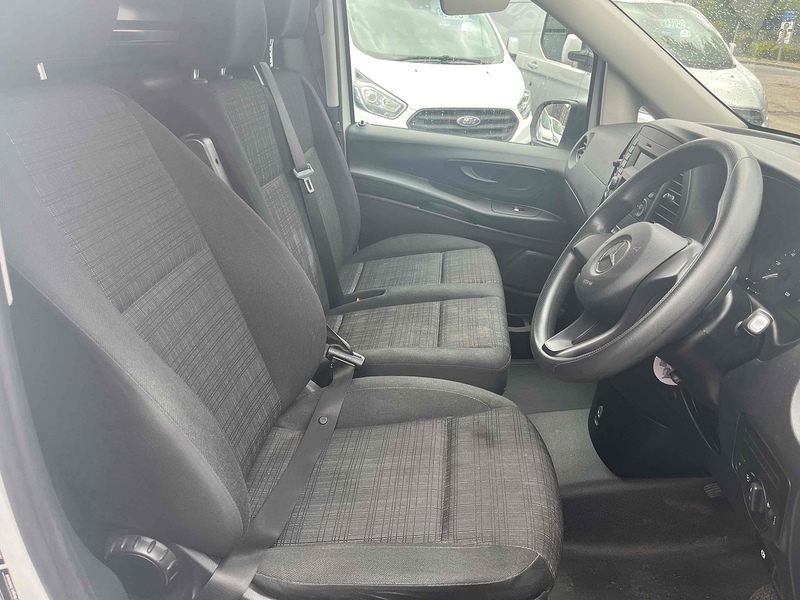 Mercedes-Benz 114 e 41kWh Pure Panel Van 5dr Electric Auto FWD L2 (LWB) (115 ps)