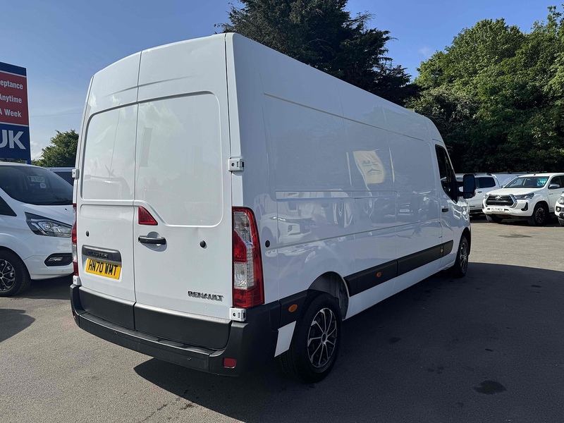 Renault 2.3 dCi 35 Business Panel Van 4dr Diesel Manual FWD LWB Medium Roof Euro 6 (135 ps) Panel Van Manual Diesel