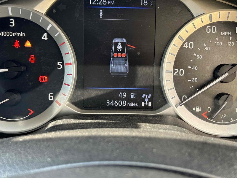 Nissan 2.3 dCi Tekna Pickup Double Cab 4dr Diesel Manual 4WD Euro 6 (s/s) (190 ps)