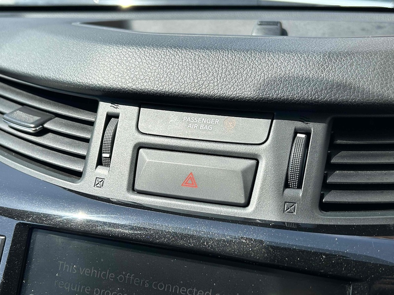 Nissan 2.3 dCi Tekna Pickup Double Cab 4dr Diesel Manual 4WD Euro 6 (s/s) (190 ps)