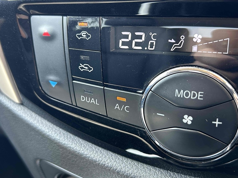 Nissan 2.3 dCi Tekna Pickup Double Cab 4dr Diesel Manual 4WD Euro 6 (s/s) (190 ps)