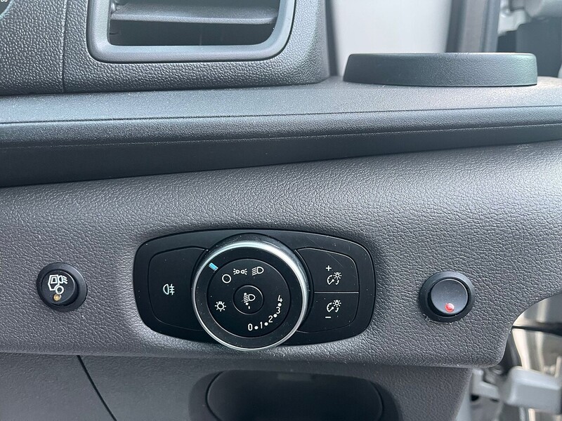 Ford 350 EcoBlue Leader 2.0 2dr Dropside Manual Diesel