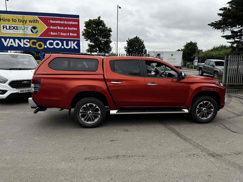 Mitsubishi DI-D DC Barbarian Pickup 2.2 Automatic Diesel