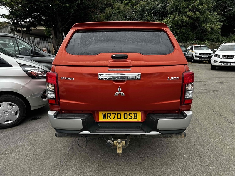 Mitsubishi DI-D DC Barbarian Pickup 2.2 Automatic Diesel