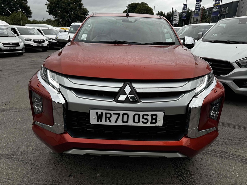 Mitsubishi DI-D DC Barbarian Pickup 2.2 Automatic Diesel