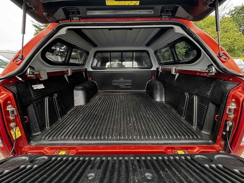 Mitsubishi DI-D DC Barbarian Pickup 2.2 Automatic Diesel