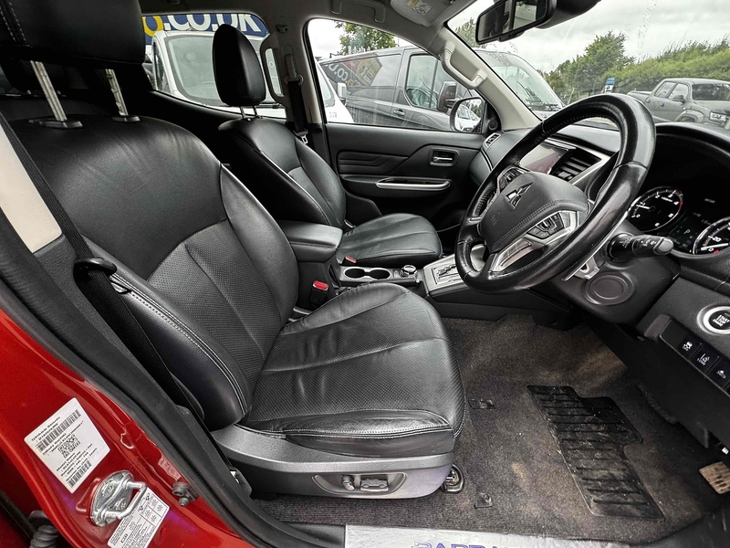 Mitsubishi DI-D DC Barbarian Pickup 2.2 Automatic Diesel