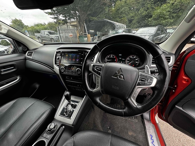 Mitsubishi DI-D DC Barbarian Pickup 2.2 Automatic Diesel