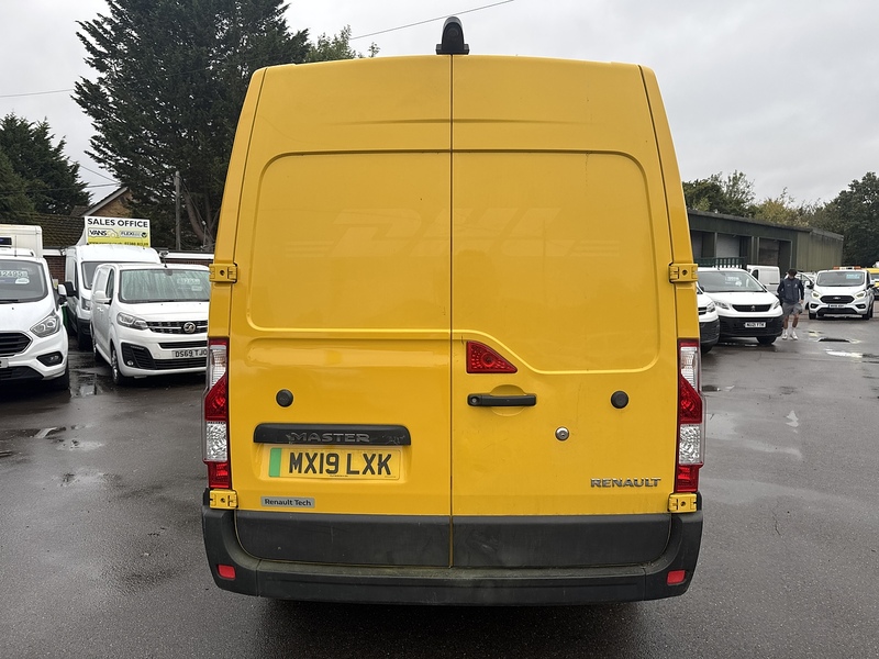 Renault ZE 31 33kWh Business Panel Van 5dr Electric Auto FWD LWB Medium Roof (i) (77 ps)