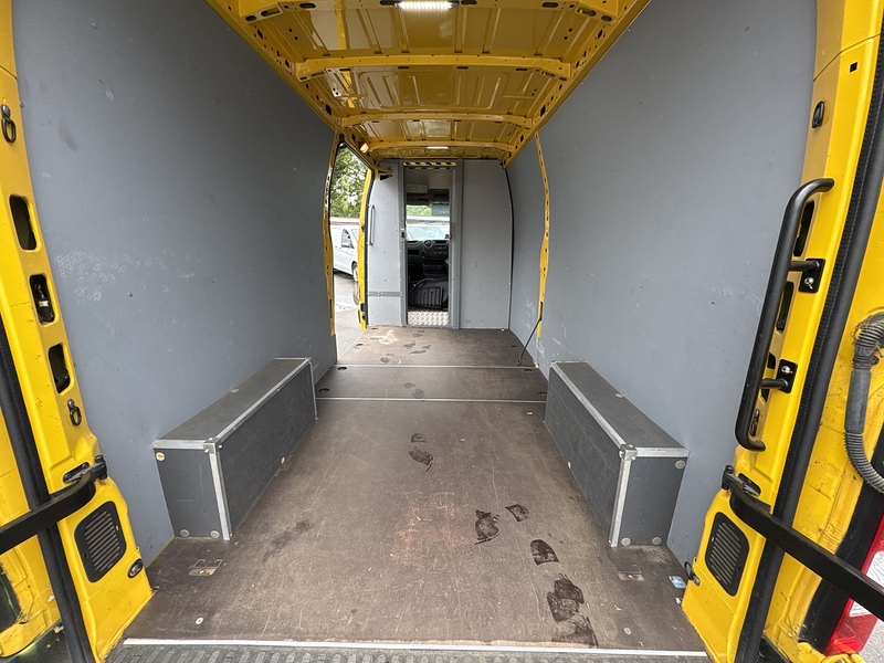 Renault ZE 31 33kWh Business Panel Van 5dr Electric Auto FWD LWB Medium Roof (i) (77 ps)