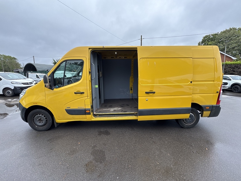 Renault ZE 31 33kWh Business Panel Van 5dr Electric Auto FWD LWB Medium Roof (i) (77 ps)