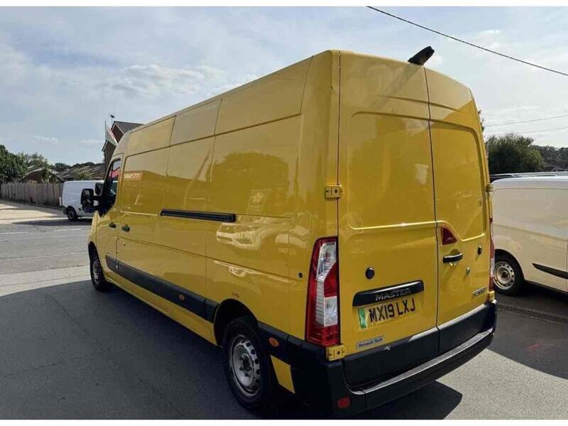 Renault ZE 31 33kWh Business Panel Van 5dr Electric Auto FWD LWB Medium Roof (i) (77 ps) Panel Van Automatic Electric