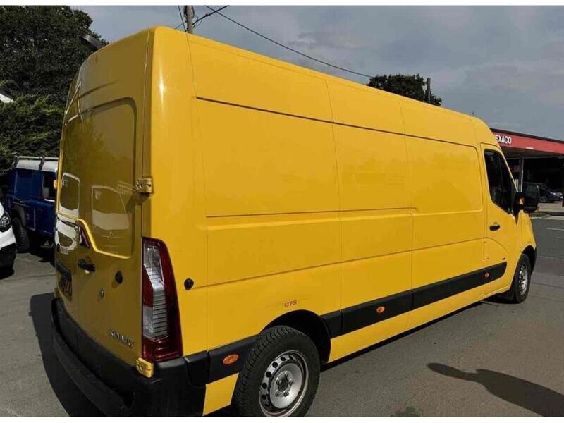 Renault ZE 31 33kWh Business Panel Van 5dr Electric Auto FWD LWB Medium Roof (i) (77 ps) Panel Van Automatic Electric