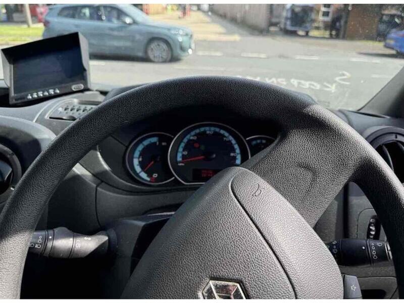 Renault ZE 31 33kWh Business Panel Van 5dr Electric Auto FWD LWB Medium Roof (i) (77 ps) Panel Van Automatic Electric