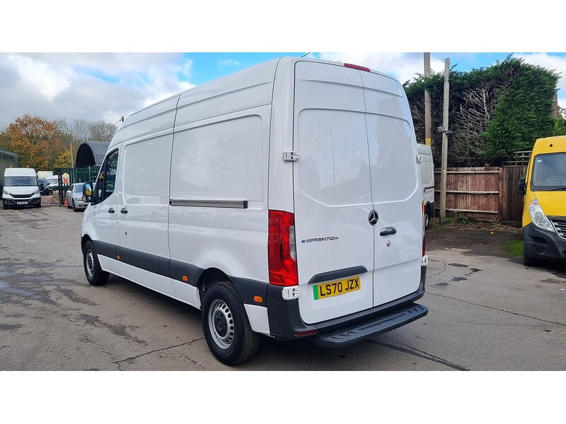 Mercedes-Benz Progressive Panel Van 0.0 Automatic Electric