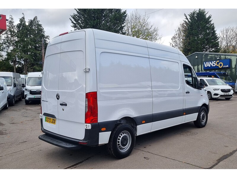 Mercedes-Benz Progressive Panel Van 0.0 Automatic Electric