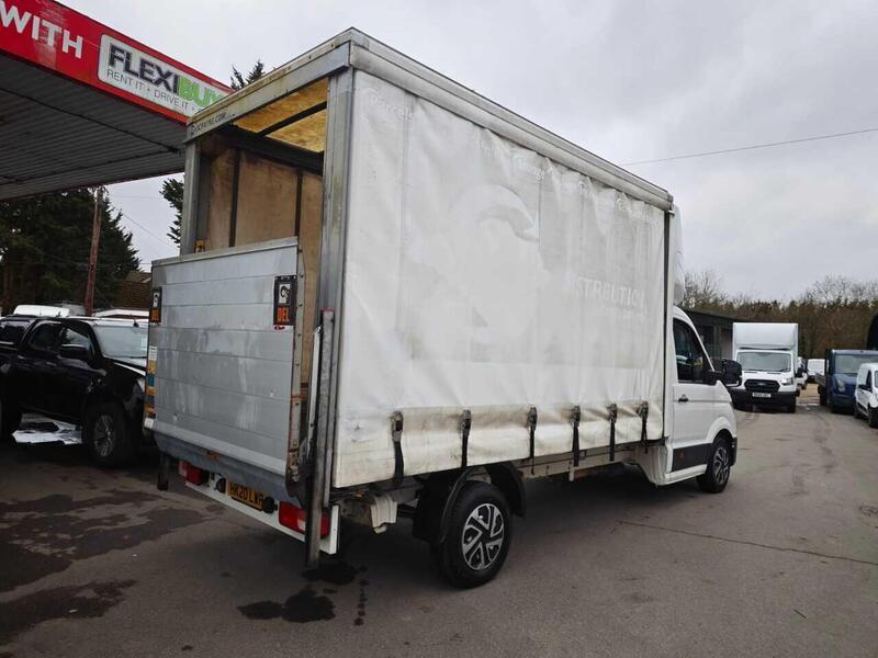 Volkswagen 2.0 TDI CR35 Startline Flat Frame Chassis Cab 2dr Diesel Manual FWD LWB Euro 6 (s/s) (Flat Frame) 2.0 2dr Luton Van Manual Diesel