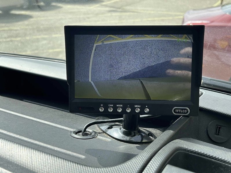 Renault ZE 31 33kWh Business Panel Van 5dr Electric Auto FWD LWB Medium Roof (i) (77 ps)