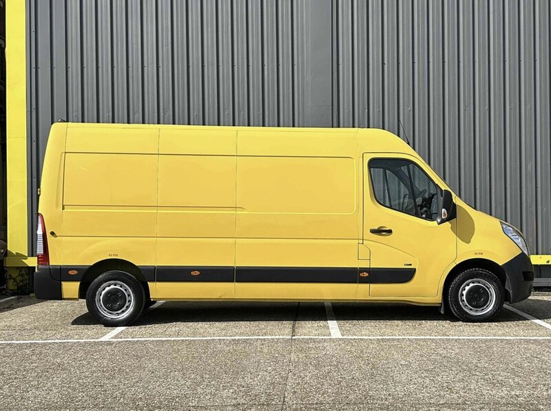 Renault ZE 31 33kWh Business Panel Van 5dr Electric Auto FWD LWB Medium Roof (i) (77 ps)