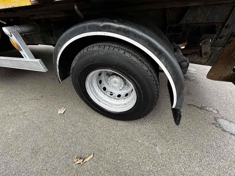 Iveco Tipper 3.0 Automatic Diesel