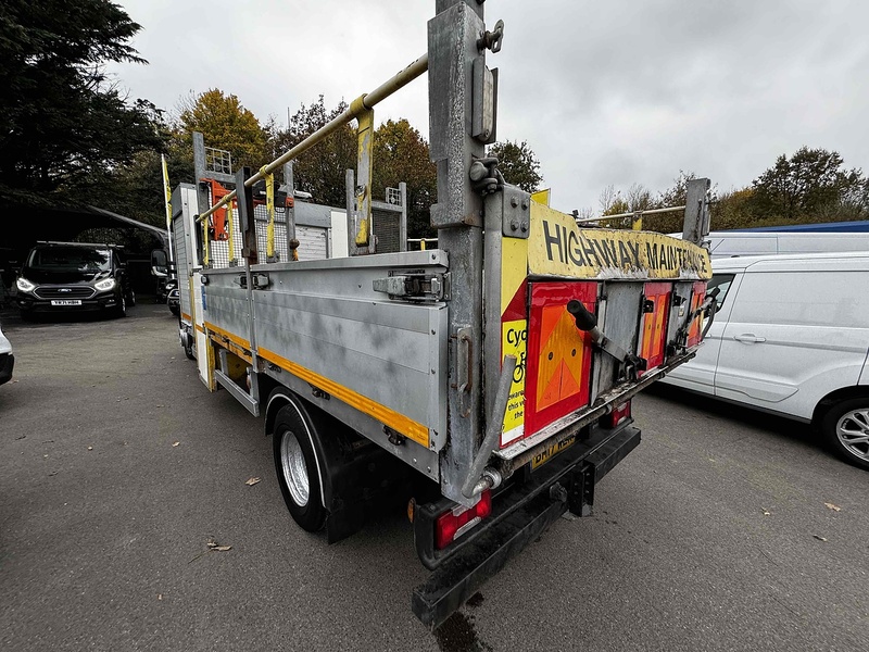 Iveco Tipper 3.0 Automatic Diesel