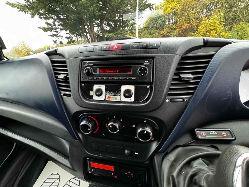 Iveco Tipper 3.0 Automatic Diesel