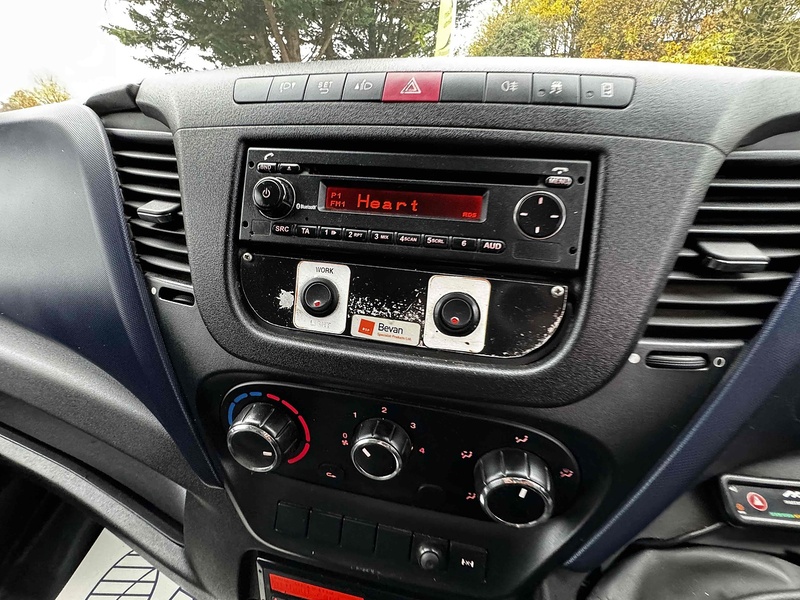 Iveco Tipper 3.0 Automatic Diesel