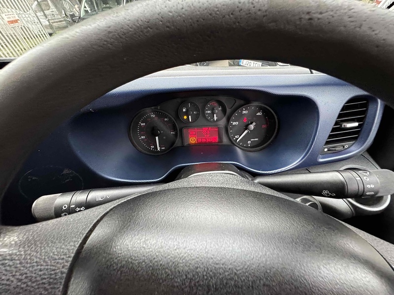 Iveco Tipper 3.0 Automatic Diesel