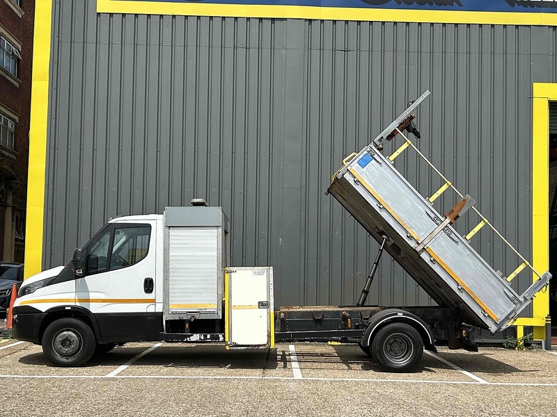 Iveco Tipper 3.0 Automatic Diesel Tipper Automatic Diesel